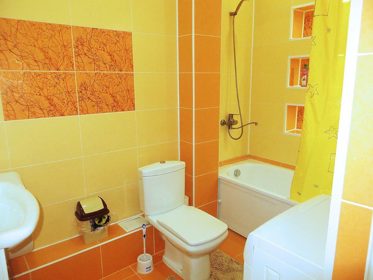 Comfort Apartment Bishkek Bagian luar foto